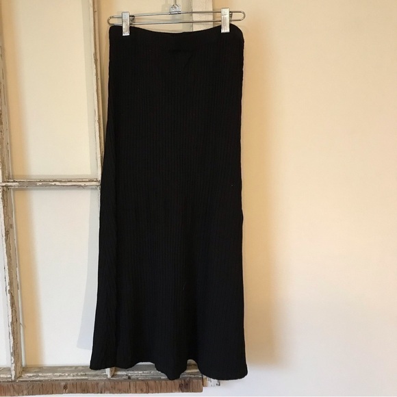 Catherine Malandrino Black, Stretchy Skirt. Size Small. - Picture 3 of 5